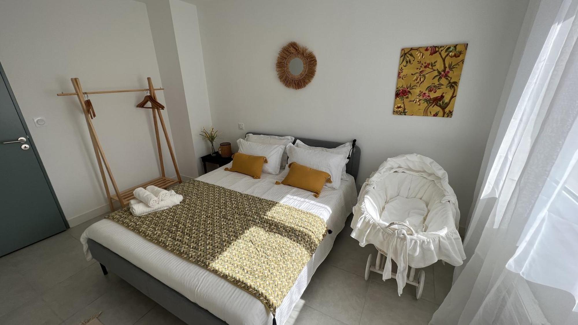 Holiday home Le Clos Du Moulin 1 - Maison, Jardin, 3 Chambres (Adults Only) Entraigues-sur-la-Sorgue