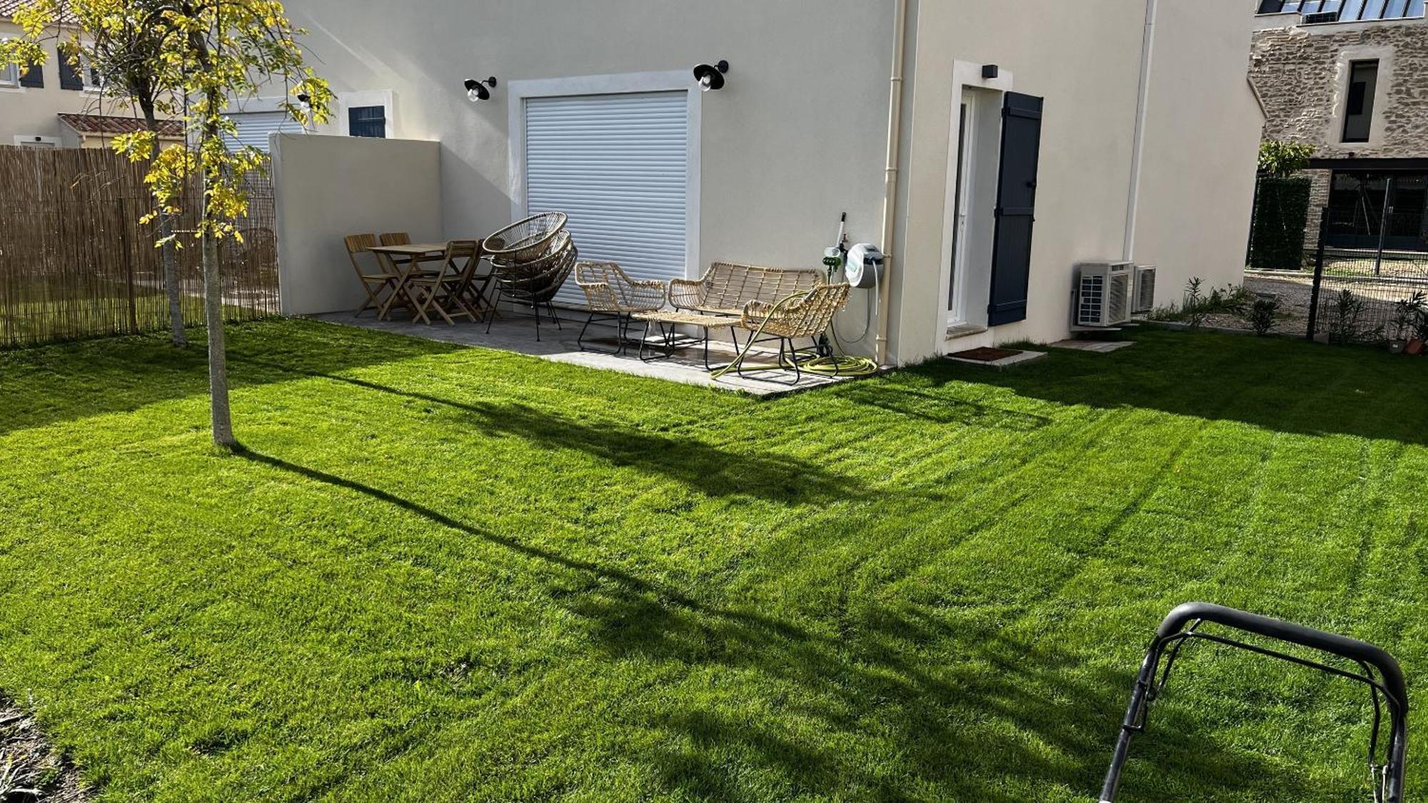 Le Clos Du Moulin 1 - Maison, Jardin, 3 Chambres (Adults Only) * Entraigues-sur-la-Sorgue