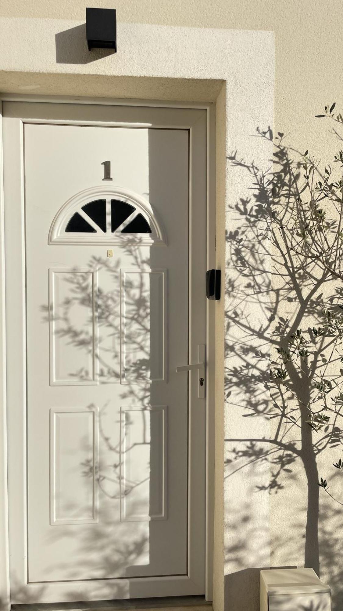 Maison 1 Le Clos du Moulin en PROVENCE, 3 chambres, climatisée, avec jardin et parking privé gratuit Hébergement de vacances