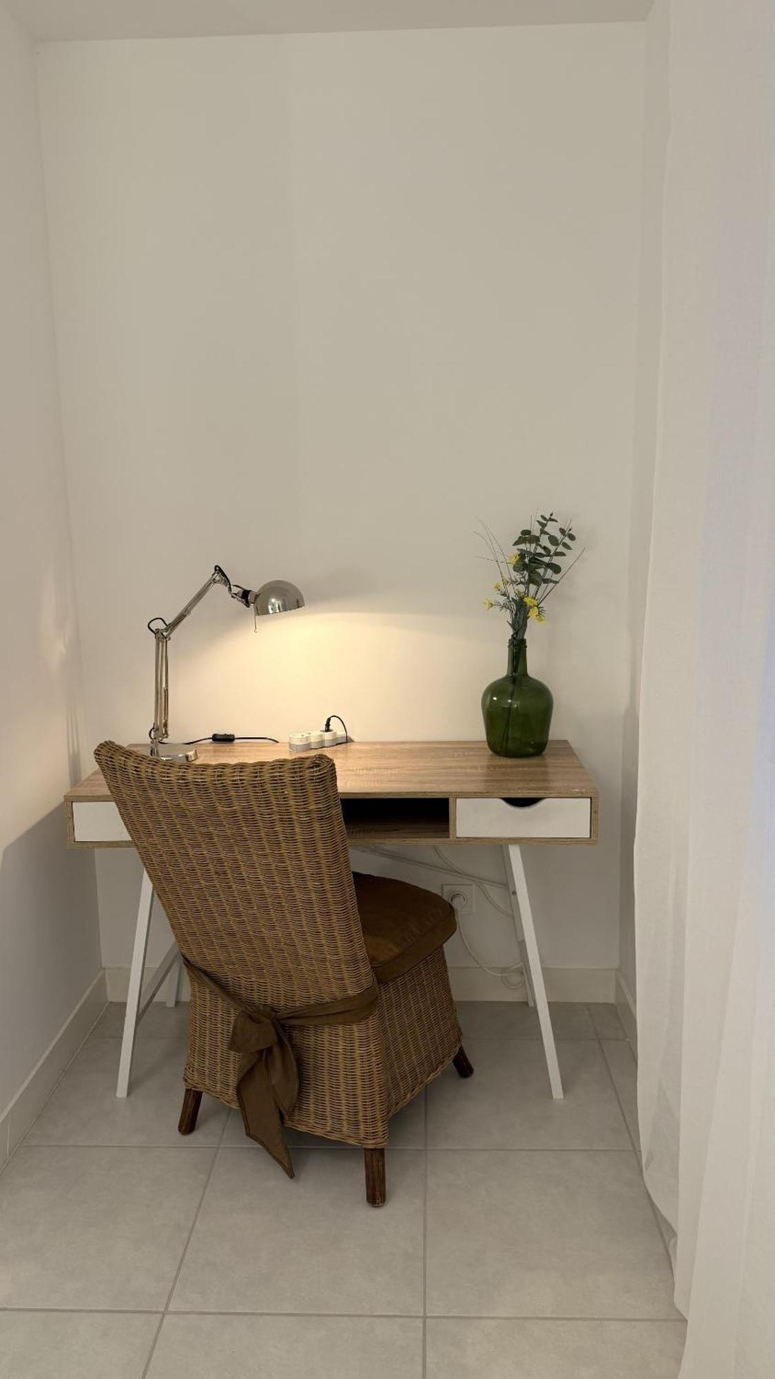 Le Clos Du Moulin 1 - Maison, Jardin, 3 Chambres (Adults Only) Entraigues-sur-la-Sorgue
